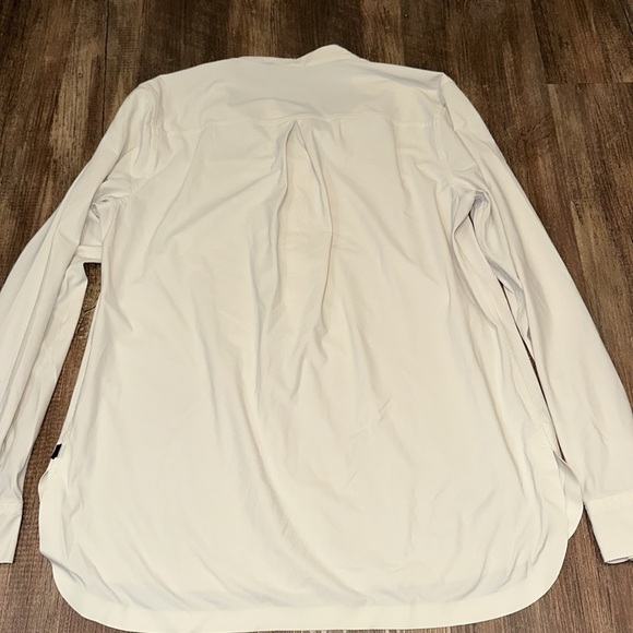 Lululemon Get It On Blouse Angel Wing cream long sleeve 1/4 button - Picture 6 of 6